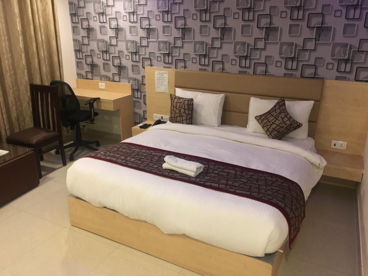 نيودلهي Hotel Airport D'Capitol المظهر الخارجي الصورة
